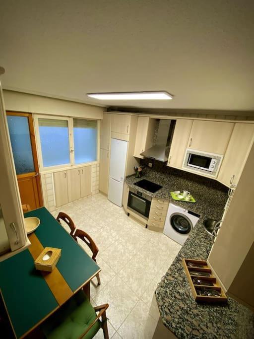 Completo Piso En Santander A 5 Minutos Del Centro Apartment Exterior photo